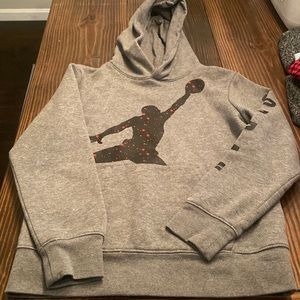 Jordan Youth Medium sweatshirt like new condition